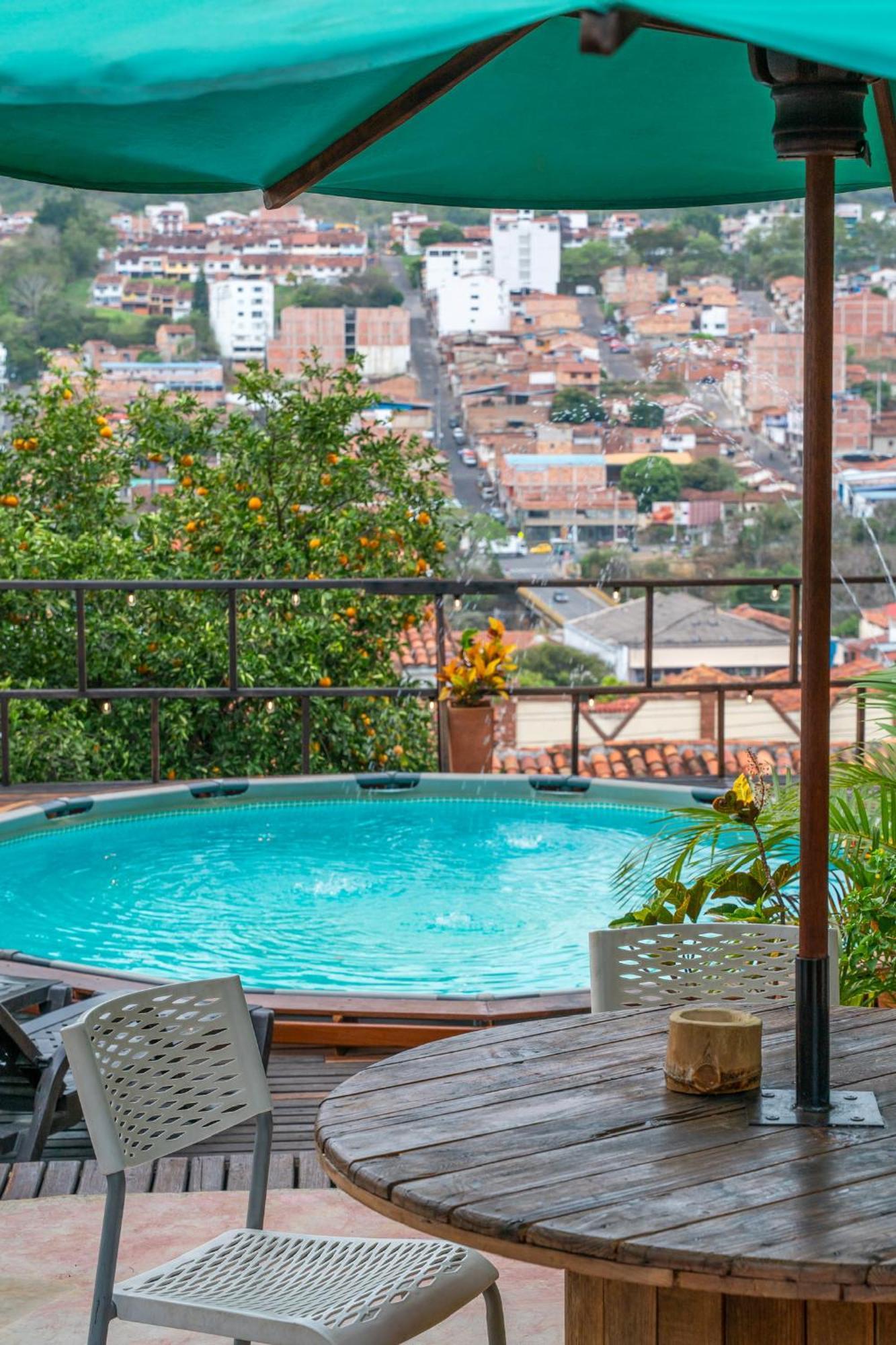 Traveler Hostel San Gil Bagian luar foto